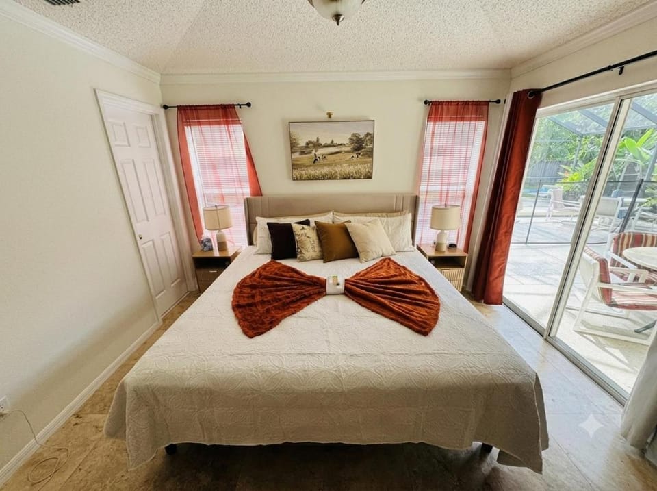 Bed, Bedroom