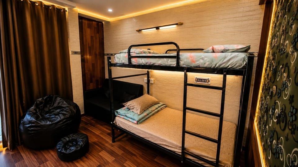 bunk bed
