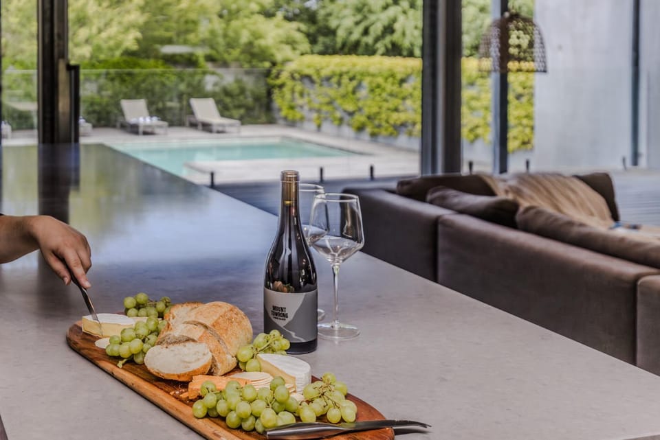 Thule Country Estate - Private Architect-Designed Farm Estate, 6 Bedrooms, Sleeps 12 House in Macedon