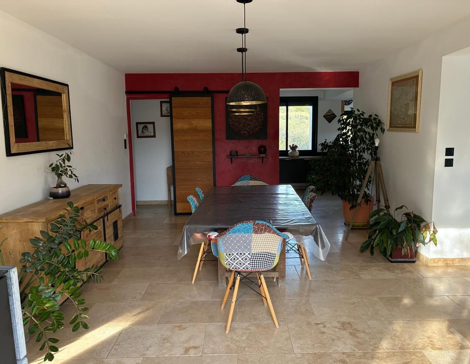 Maison avec piscine à débordement au cœur des oliviers - BUIS LES BARONNIES House in Buis-les-Baronnies