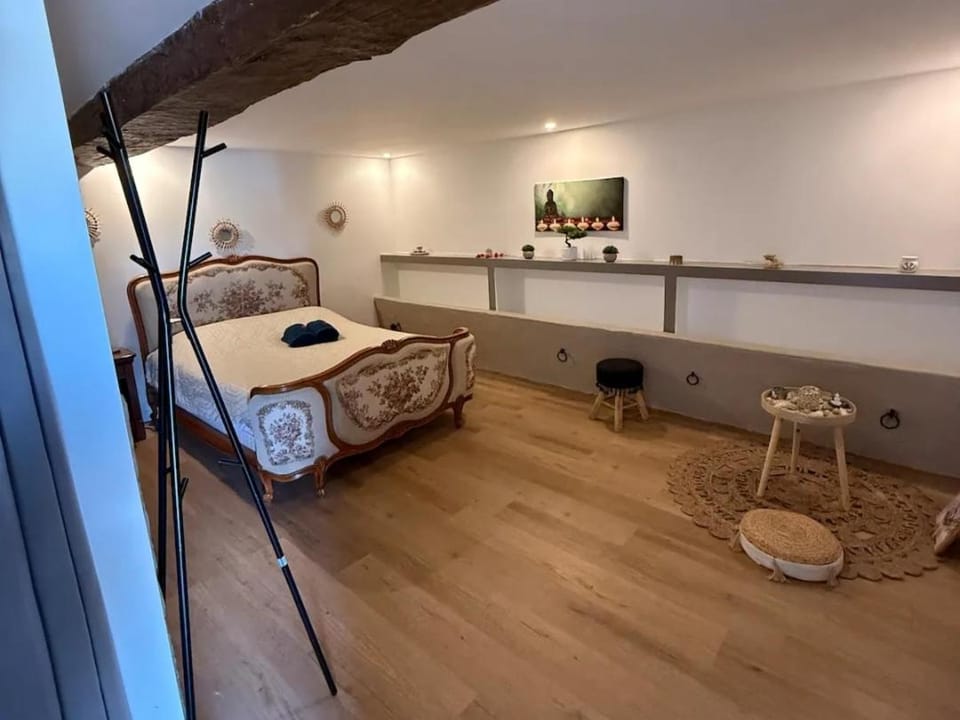 Studio indépendant - FORMULE SANS LE JACUZZI - Proche du PAL et de VICHY - allier 03 Apartment in Auvergne-Rhône-Alpes