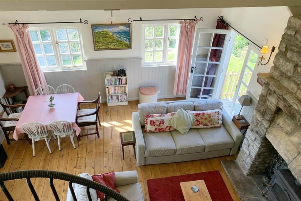 Music Room - traditional Purbeck Thatch Cottage House in Corfe Castle