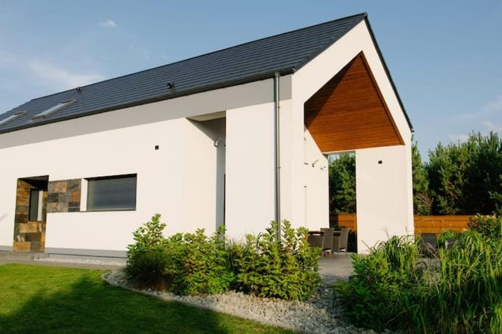 Property building, Garden view