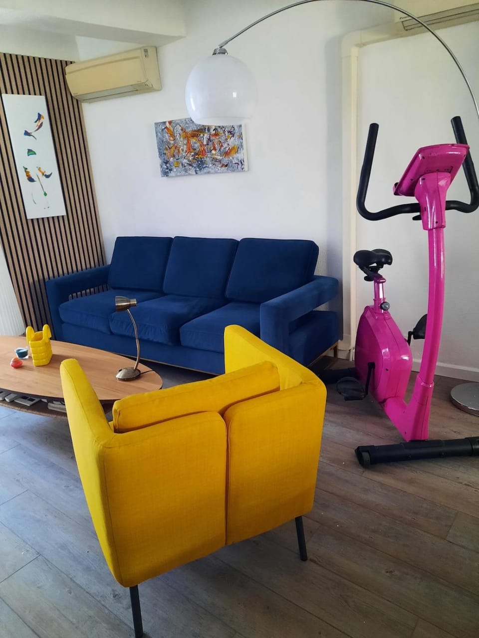 Seating area