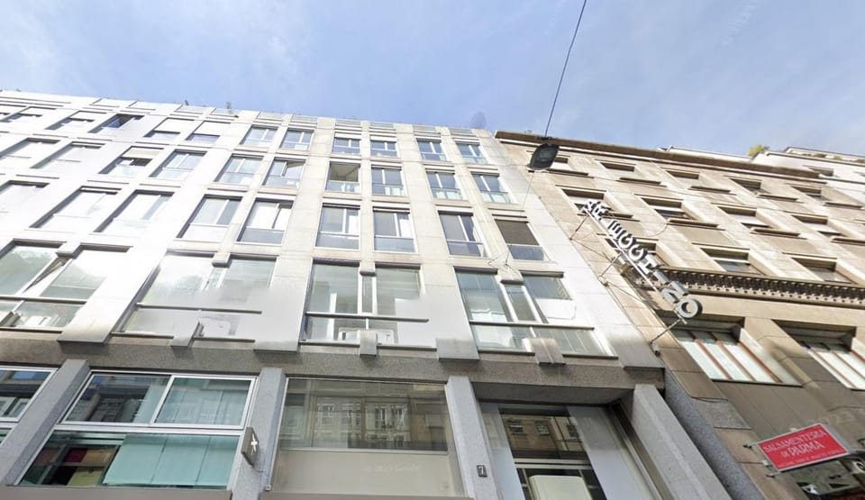 Milano Centro 3 Bdr Apartment in Milan