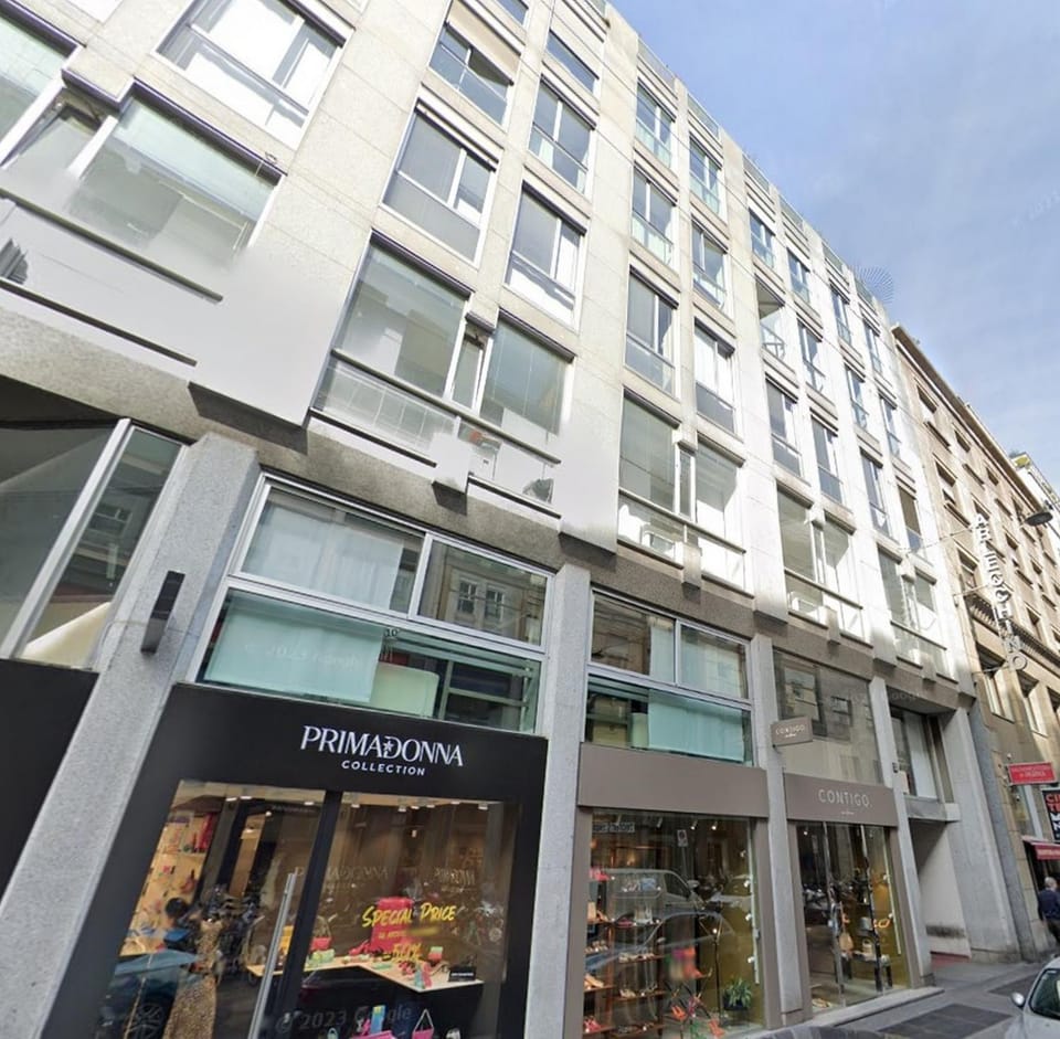 Milano Centro 3 Bdr Apartment in Milan