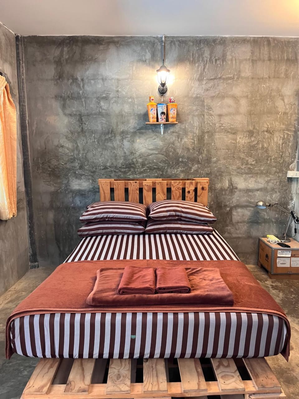 Baanmaneerat บ้านมณีรัตน์ เกาะล้าน Resort in Chon Buri Changwat