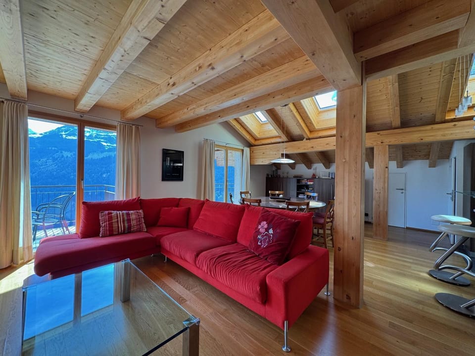 Communal lounge/ TV room, Living room