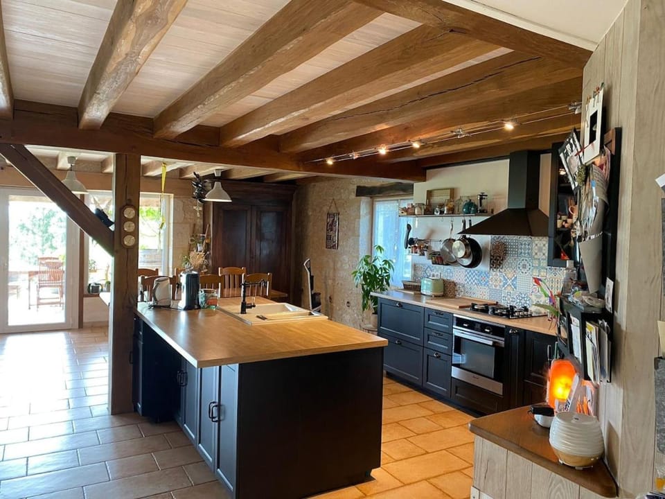 Maison familiale 250m2 House in Nouvelle-Aquitaine