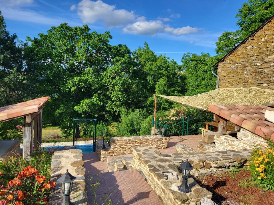 Anaky rider nomade Bed and Breakfast in Occitanie