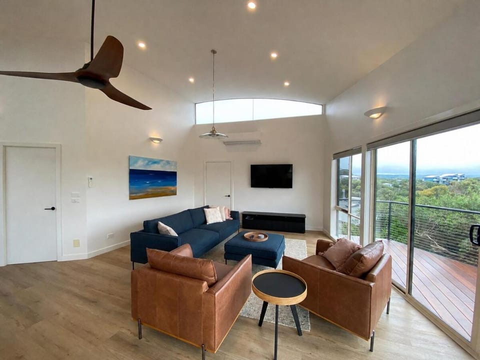 Beach Escape Penthouse 1 bedroom apartment Apartment in Sandy Point