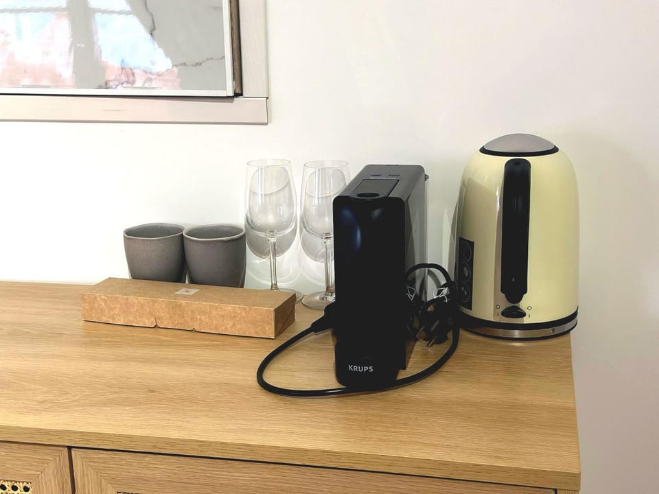 Coffee/tea facilities, Kitchen or kitchenette