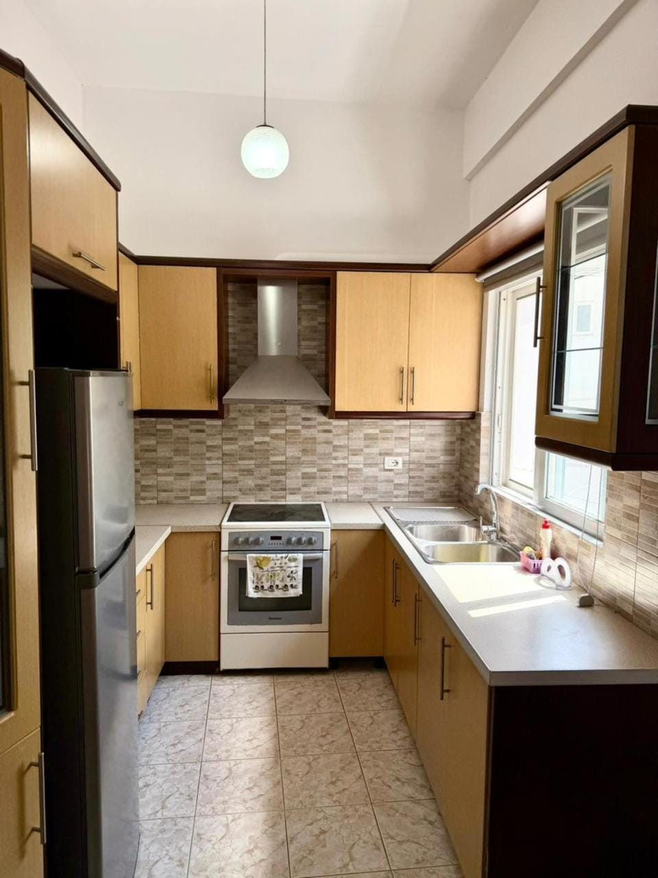 Kitchen or kitchenette, dishwasher, minibar, oven, stove, toaster
