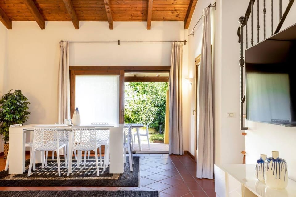 Villa Ivana - Piscina privata Villa in Punta de su Torrione
