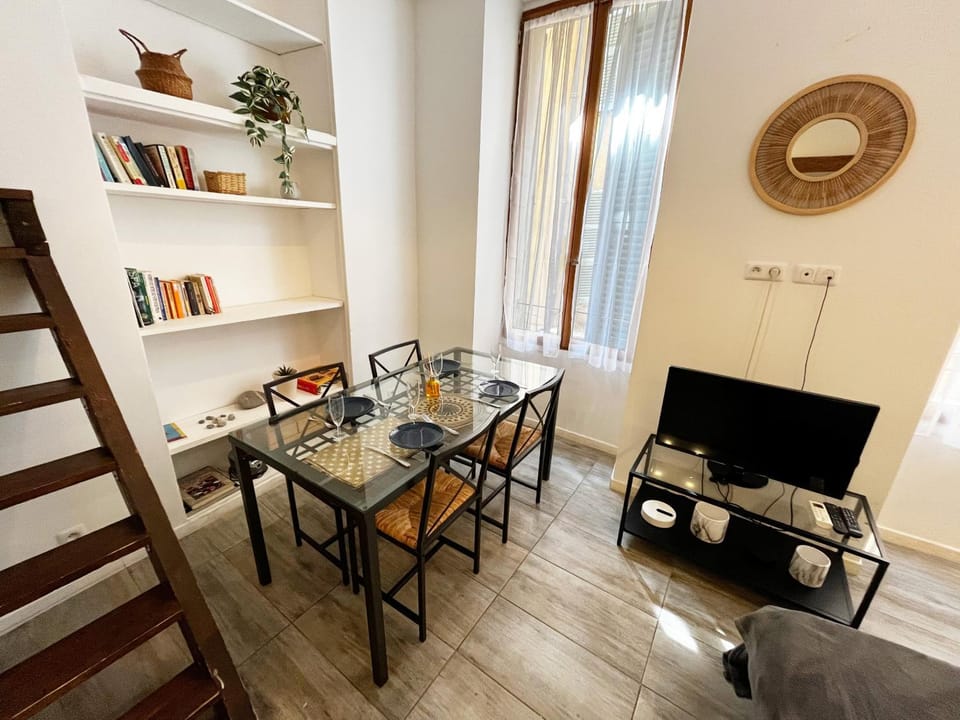 Communal lounge/ TV room, Living room