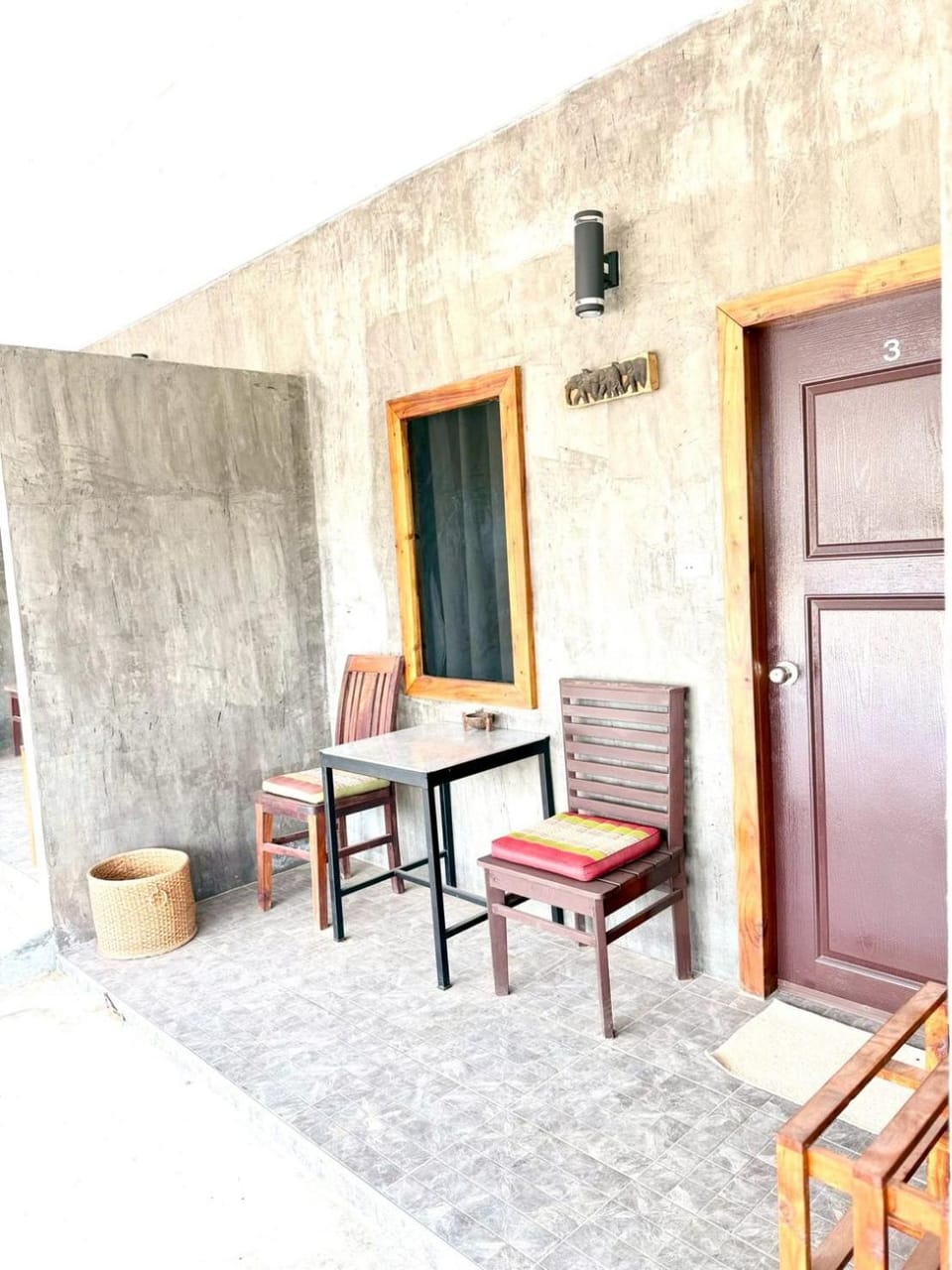 Full House Apartment hotel in Sala Dan