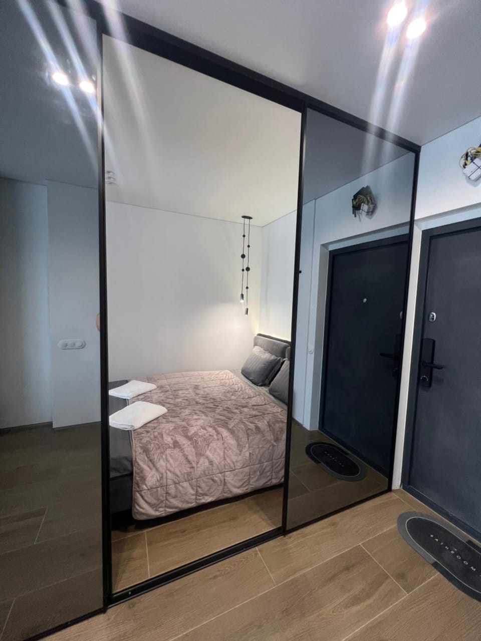 Manhattan Comfort Apartment in Ukraine