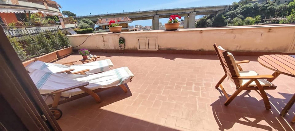 Vita Lenta Apartment in Letojanni