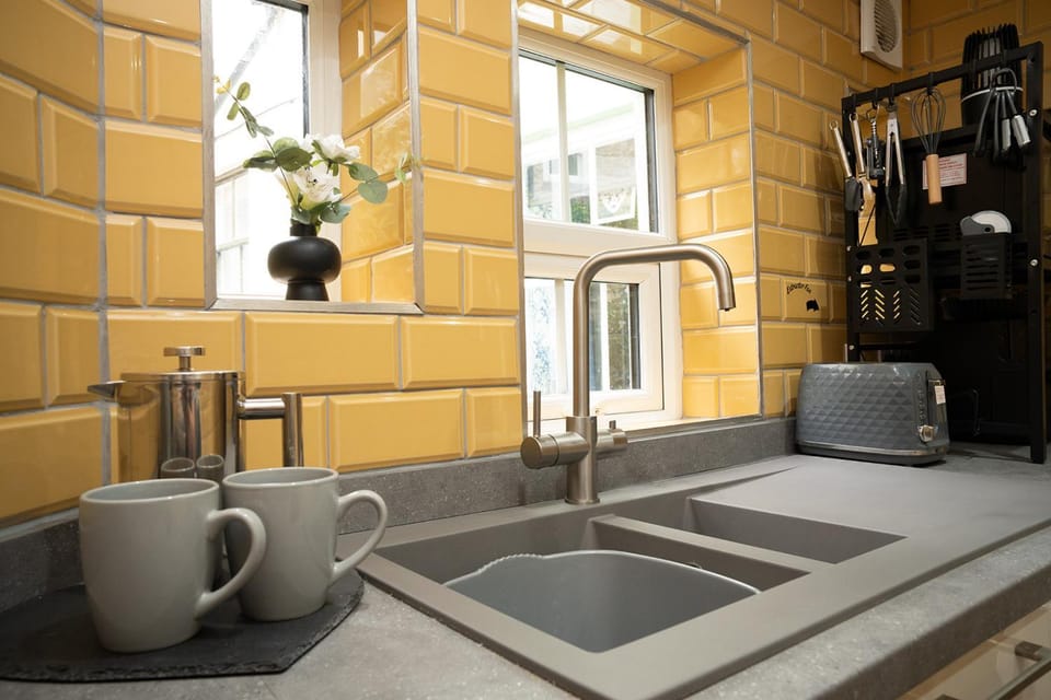 Coffee/tea facilities, Kitchen or kitchenette, toaster