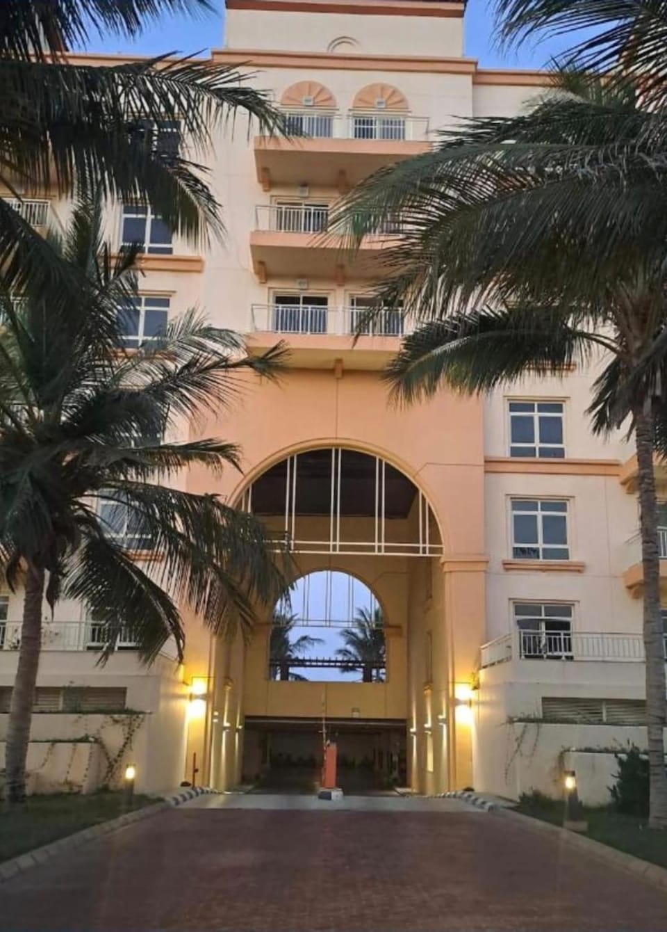Property building, Facade/entrance