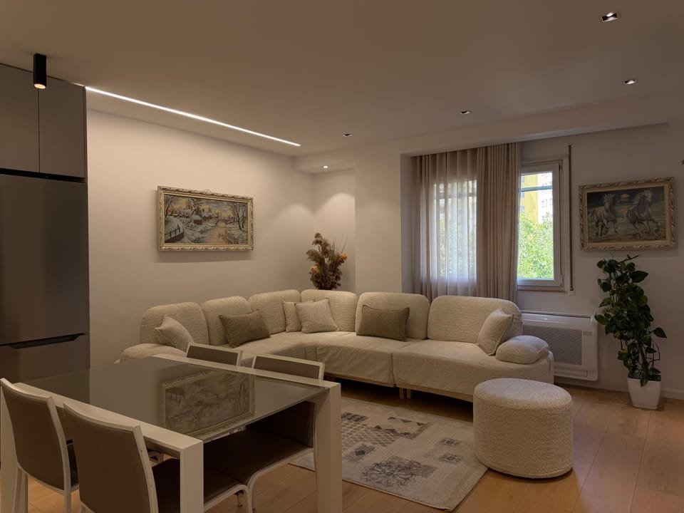 NEWBORN Apartment Tirana Apartment in Tirana