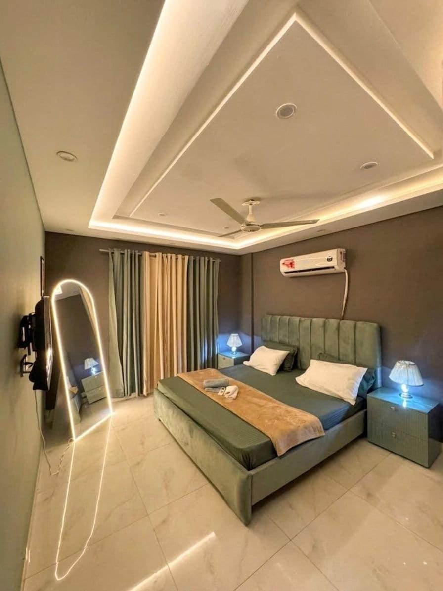 Modern 1 Bedroom Apartment Apartment in Lahore