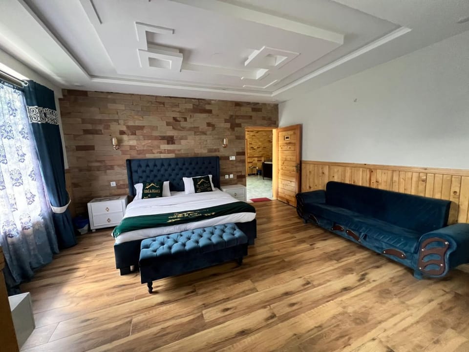 Pine Peaks Heaven Hotel in Pakistan