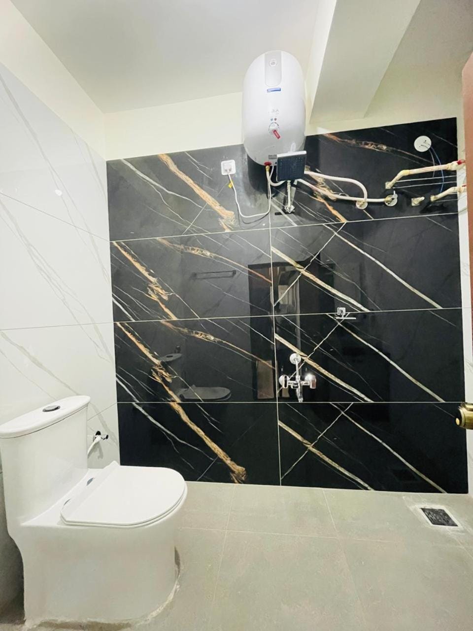 The Azure luxury 2BHK by Lohi Bellandur Apartment in Bengaluru