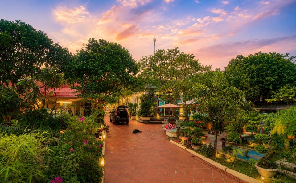 Property building, Natural landscape, Garden, View (from property/room), Garden view