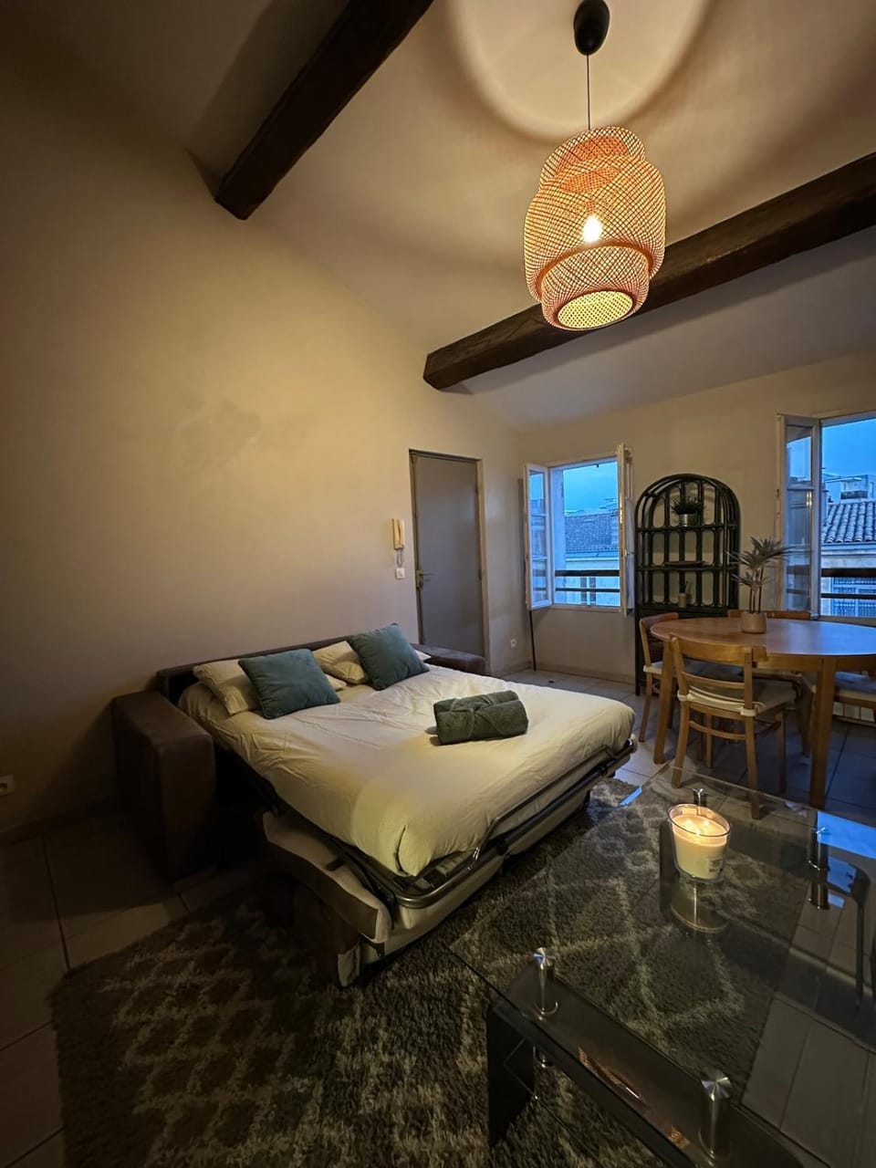 Cozy 1-bedroom apartment 2 minutes from Stalingrad Private parking Apartment in Bordeaux