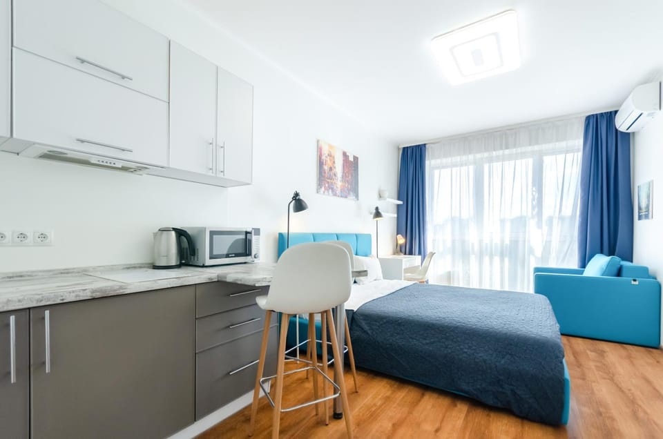 Kitchen or kitchenette, Seating area, Dining area, pet friendly, air conditioner