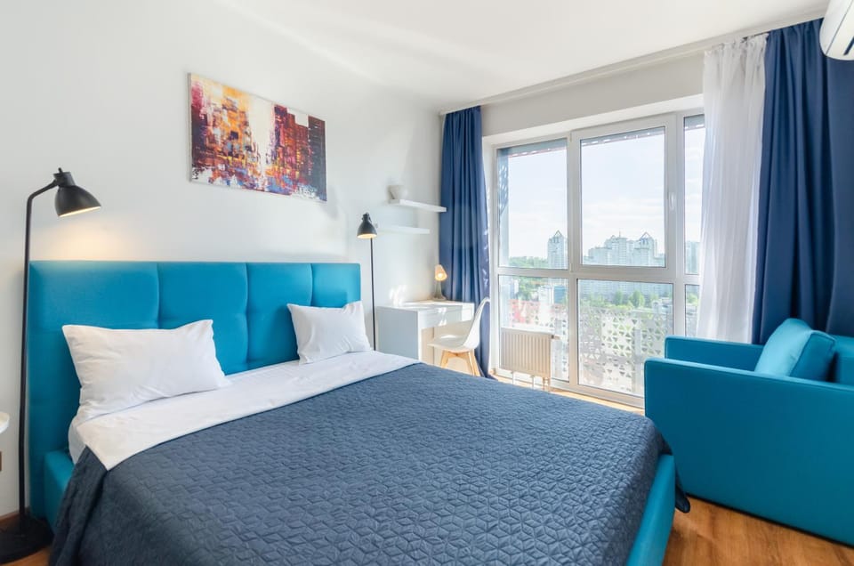 Bed, View (from property/room), heating, air conditioner