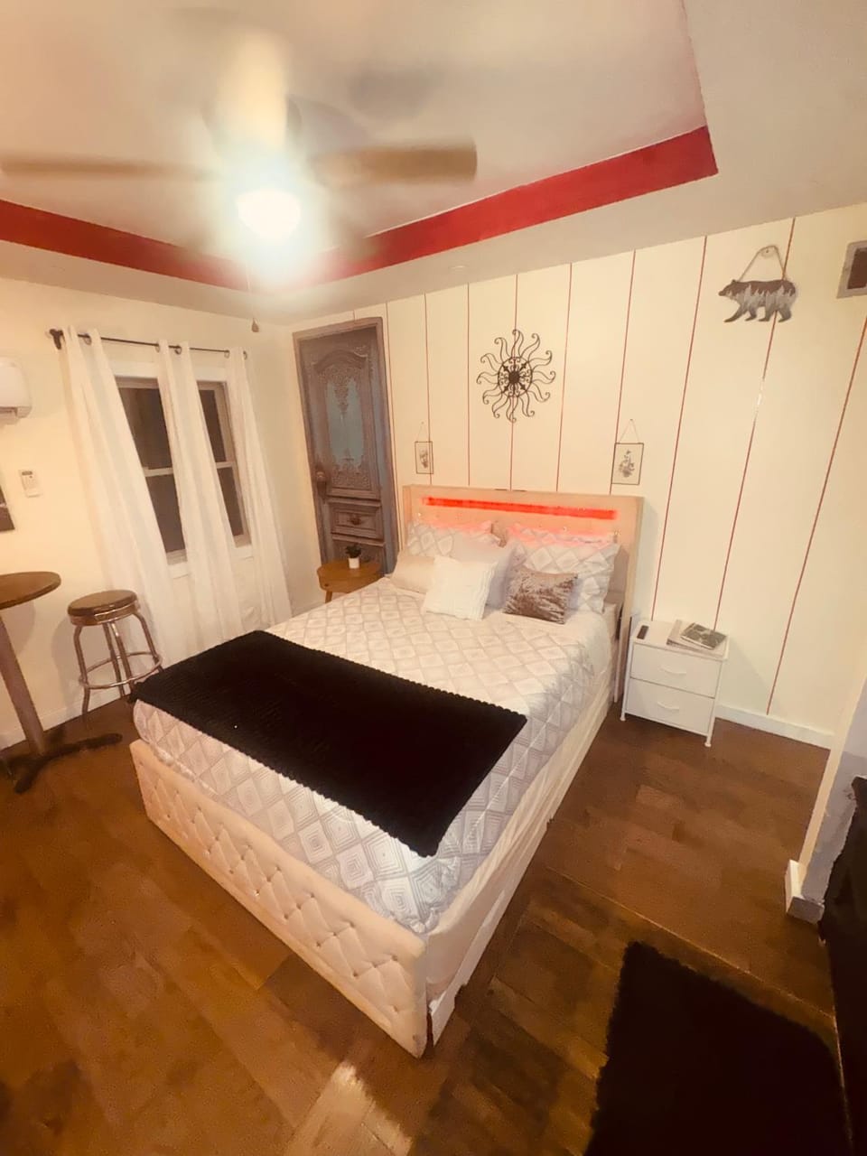 Just Listed The Grotto Jacuzzi & Fireplace PetsY 420Y Apartment in Gatlinburg