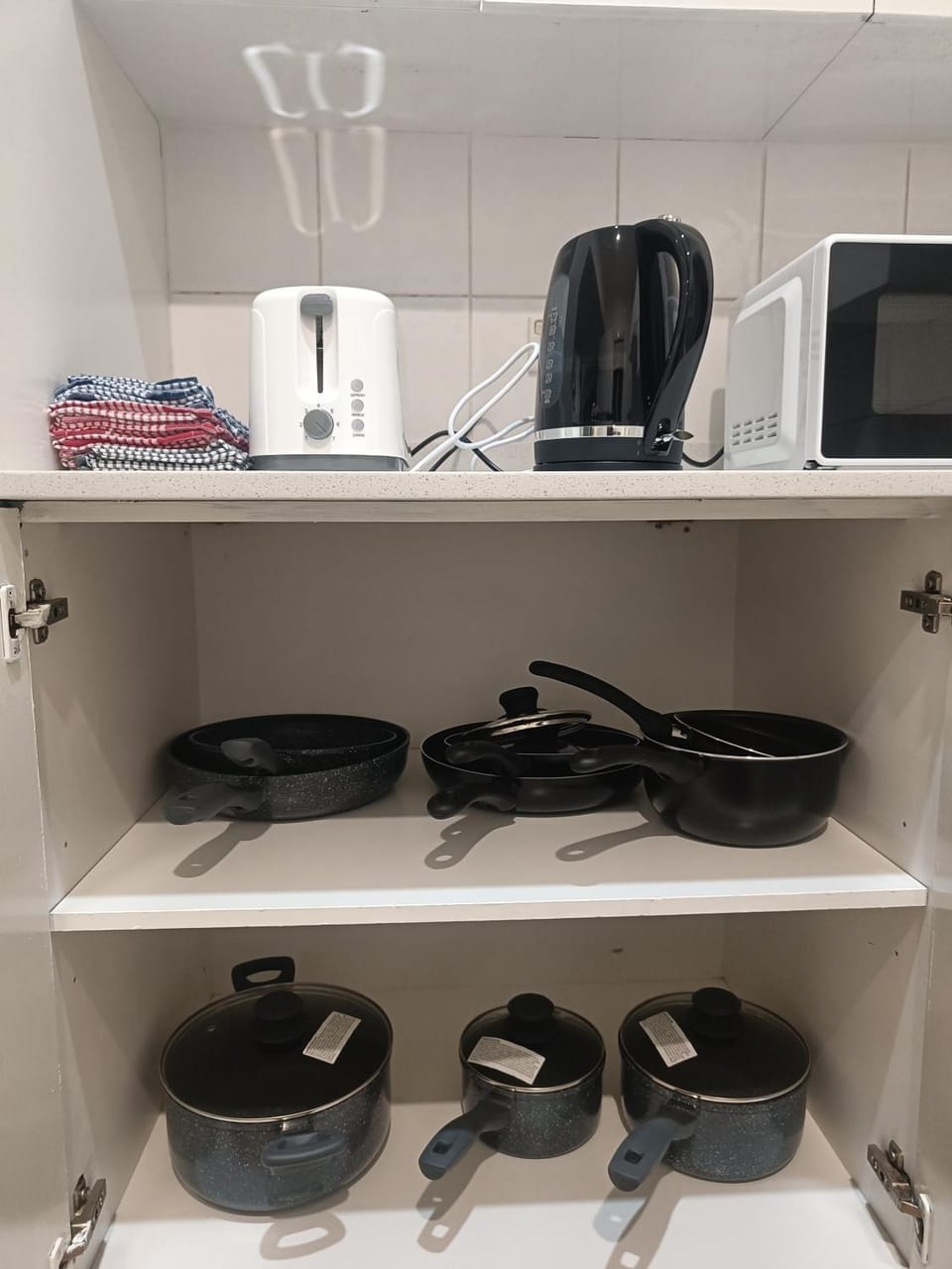 Spacious and Comfortable Queen Room - NM1 Vacation rental in Merrylands