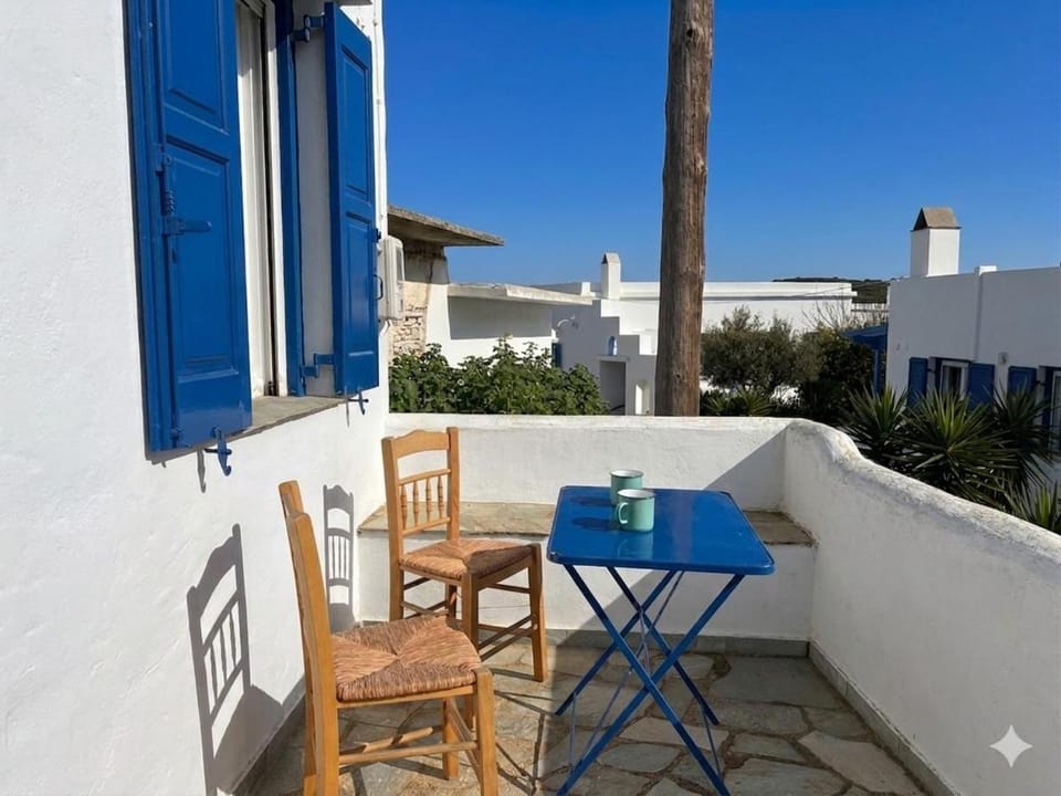 Alice House Tinos House in Decentralized Administration of the Aegean
