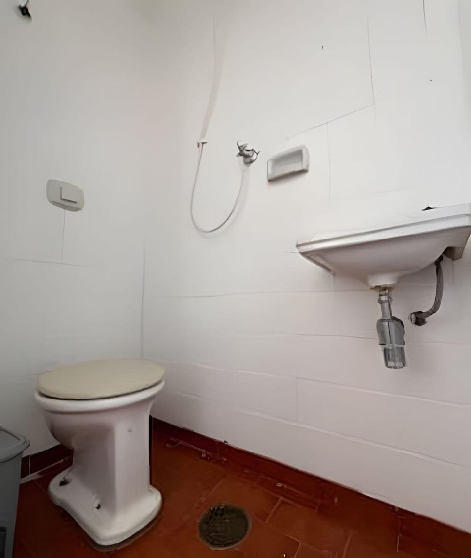 Toilet, Bathroom