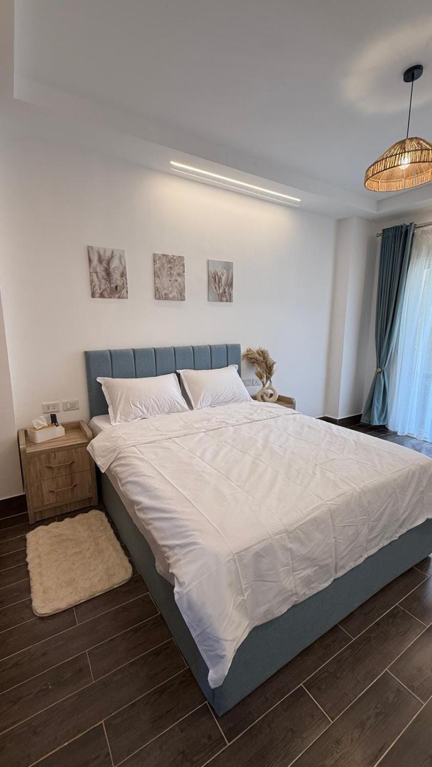 Stylish European Studios with Pools & Beach Access Apartment in Hurghada