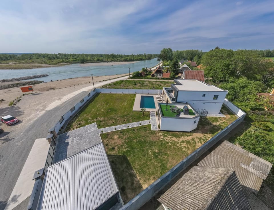 Vila Lux Villa in Serbia