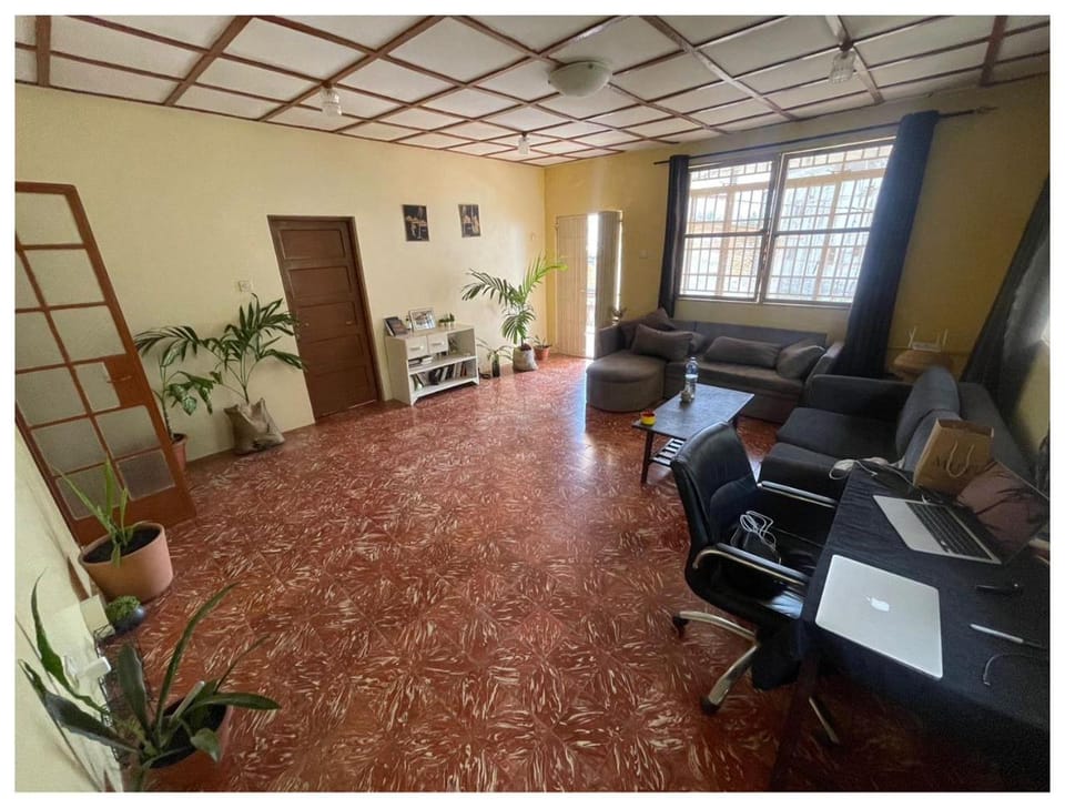 Communal lounge/ TV room, Living room, Seating area