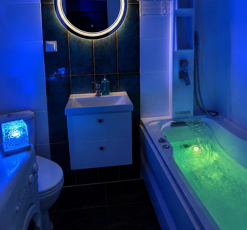 Hot Tub, Bathroom, Bath