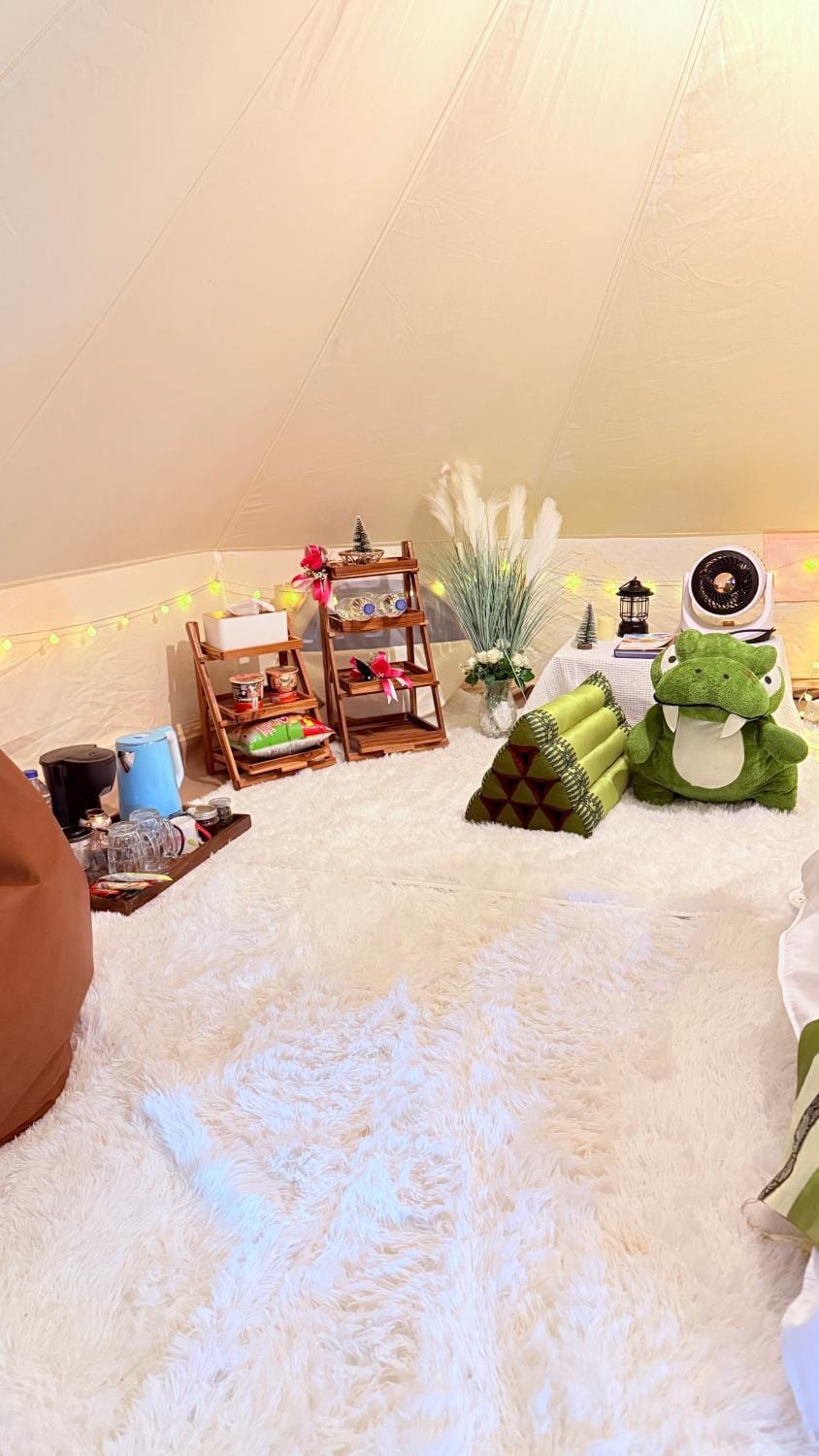 มองวิวภูชี้ฟ้า รีสอร์ท Luxury tent in Thailand