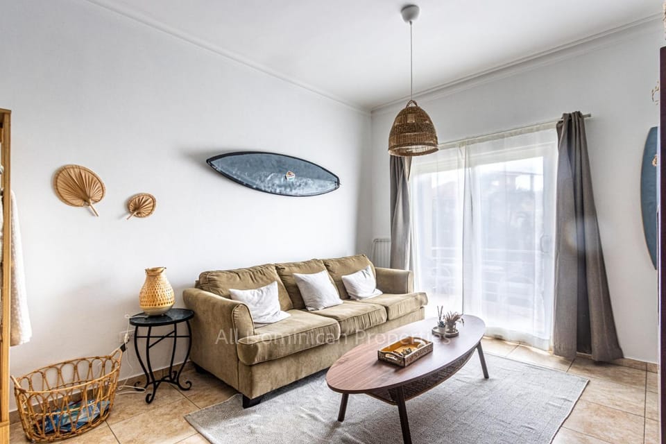 Bed, Living room