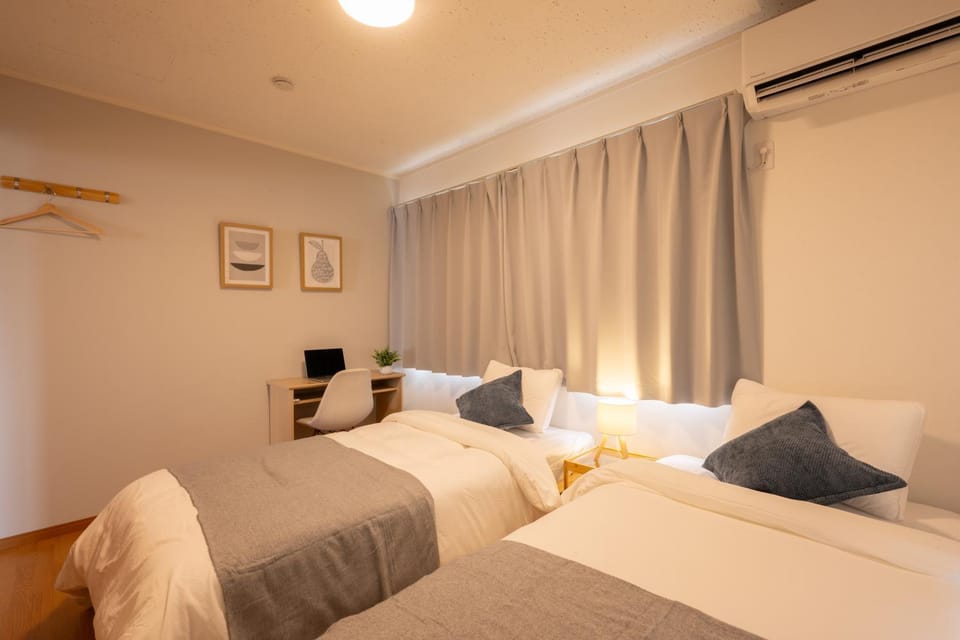 HANA BASE Honjo Apartment in Gifu, Japan