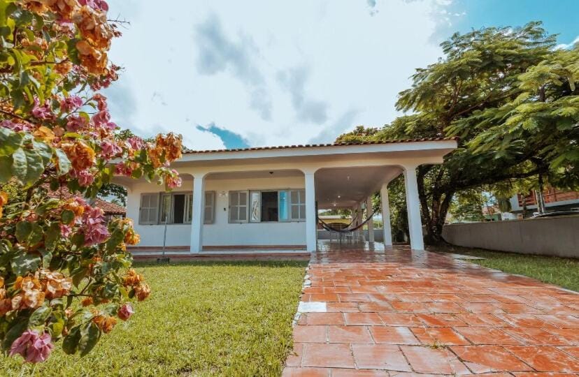 Casa Top 1 quadra do mar com churrasqueira House in State of Santa Catarina