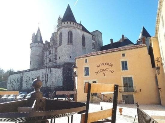LIntemporel Apartment in Nouvelle-Aquitaine