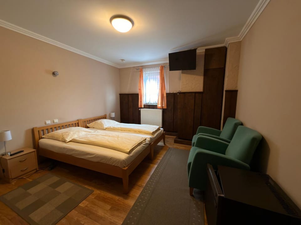 Gasthaus Goldener Anker Bed and Breakfast in Bavaria