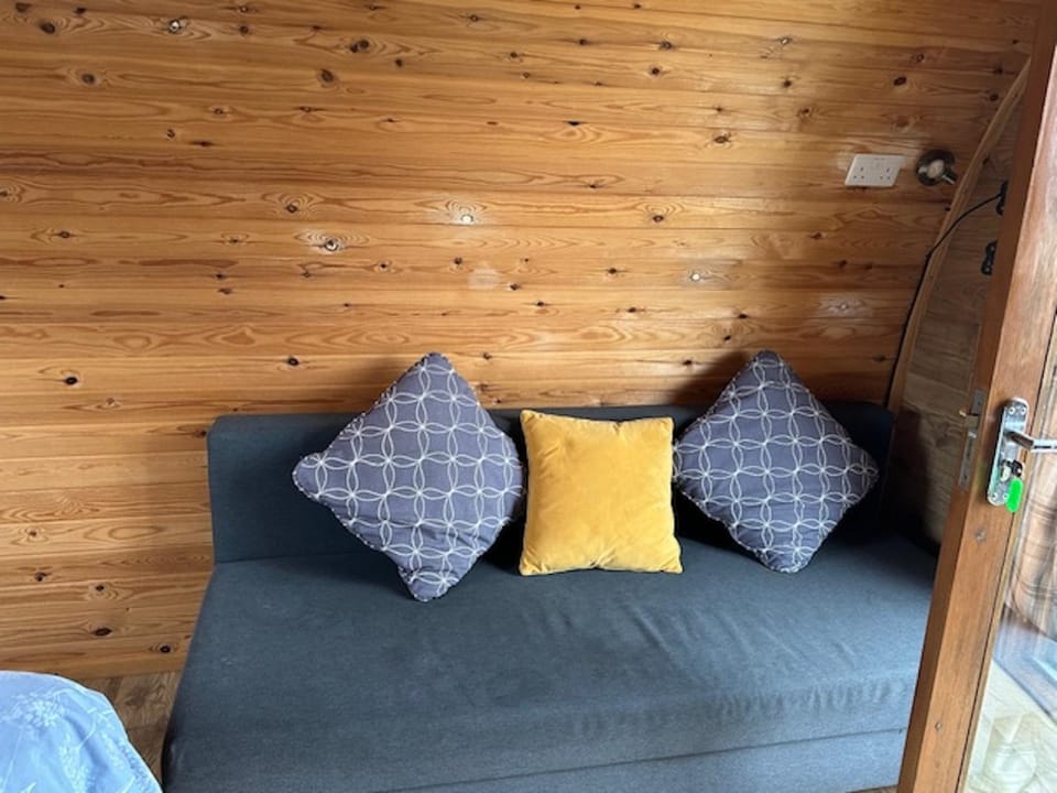 Rexes Hollow Camping Campground/ 
RV Resort in Yeovil