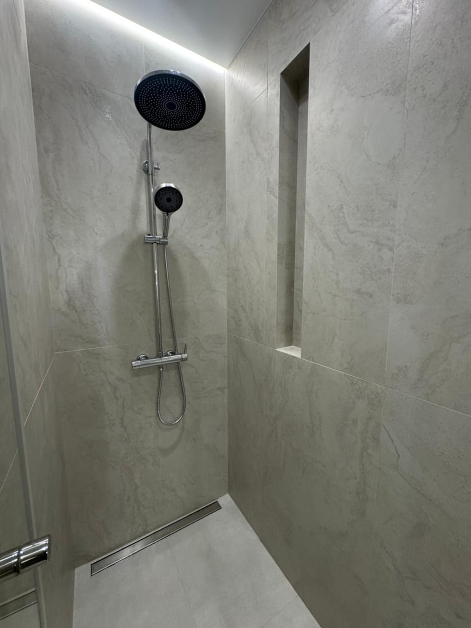 Апартаменты с новым ремонтом в районе Аркадии, 5 станция фонтанской дороги Apartment in Odessa