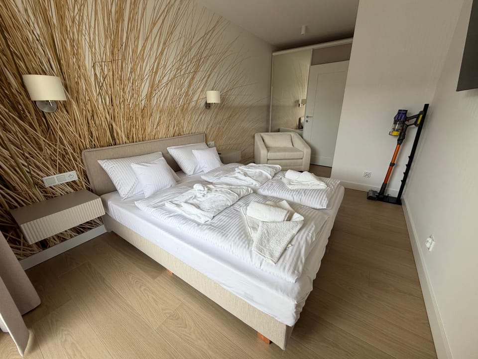 Bed, Photo of the whole room, Bedroom, towels, wardrobe