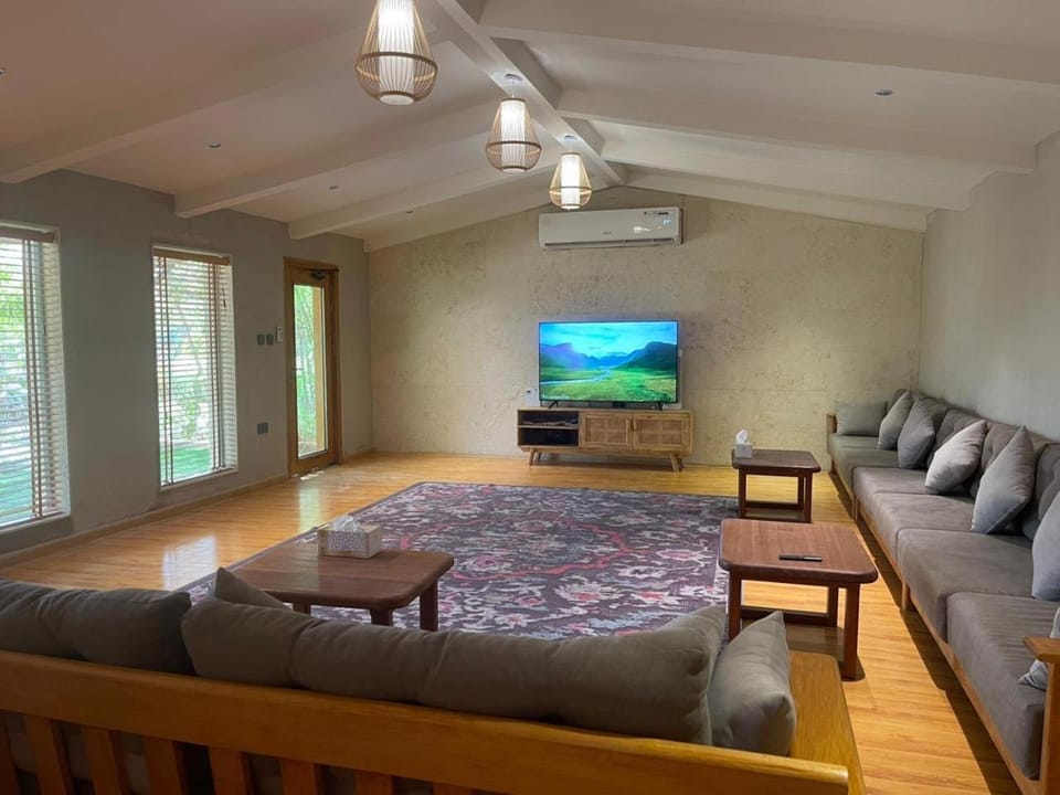 Oasis reserve Villa in Abu Dhabi